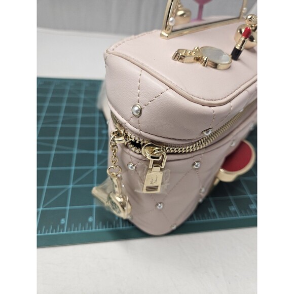 Betsey Johnson Kitsch Mirror Mirror Vanity Crossbody Bag in Blush Pink - Picture 4 of 13